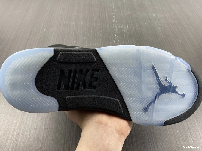 845035-003 5 (2016) Black Retro Jordan Metallic 1206